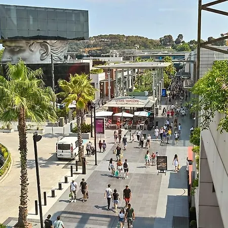 Maison Du Bonheur קאן סור מר